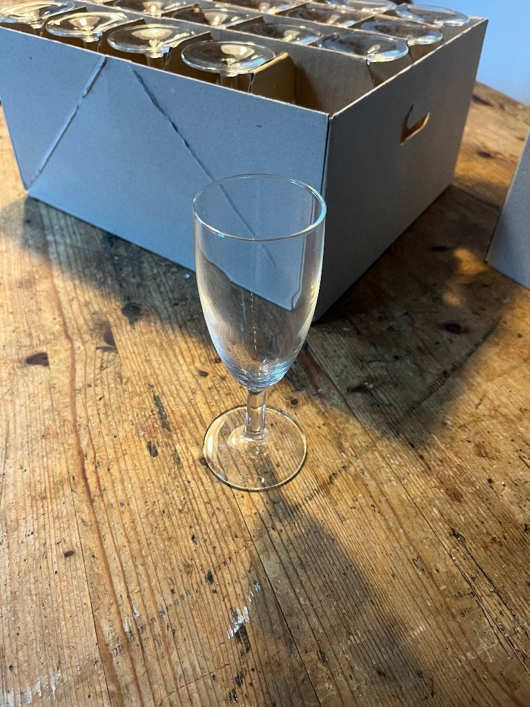 25 port / sherry / likeur / aperitief glazen, Ophalen, Zo goed als nieuw