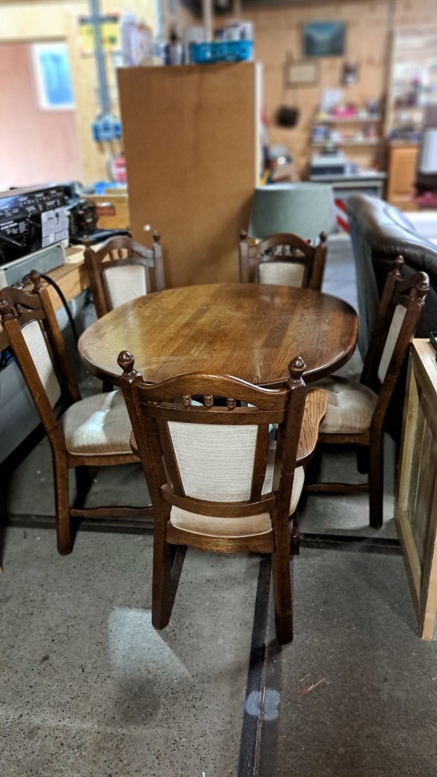 Eiken eettafel met 5 gestoffeerde stoelen - 130x105x76 cm, Ophalen