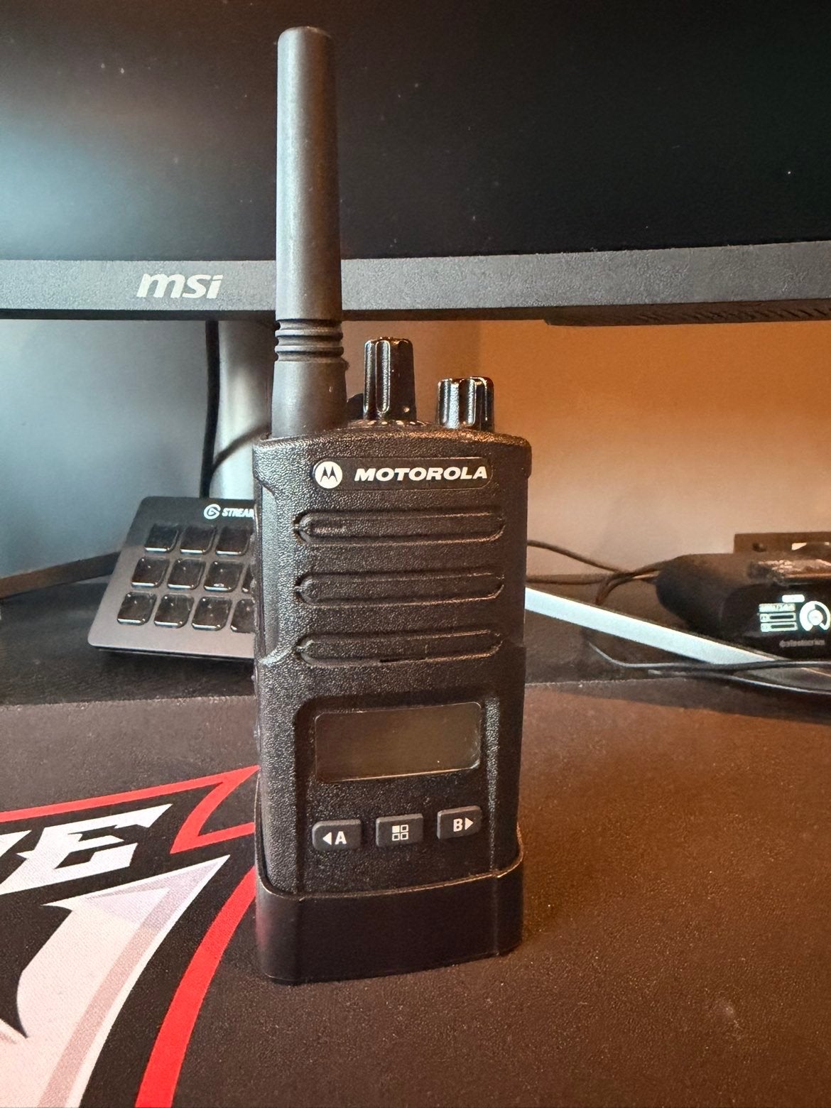 Motorola Portofoon met Broekklem, Telecommunicatie, Ophalen of Verzenden, Zo goed als nieuw, Portofoon of Walkie-talkie, Met broekklem