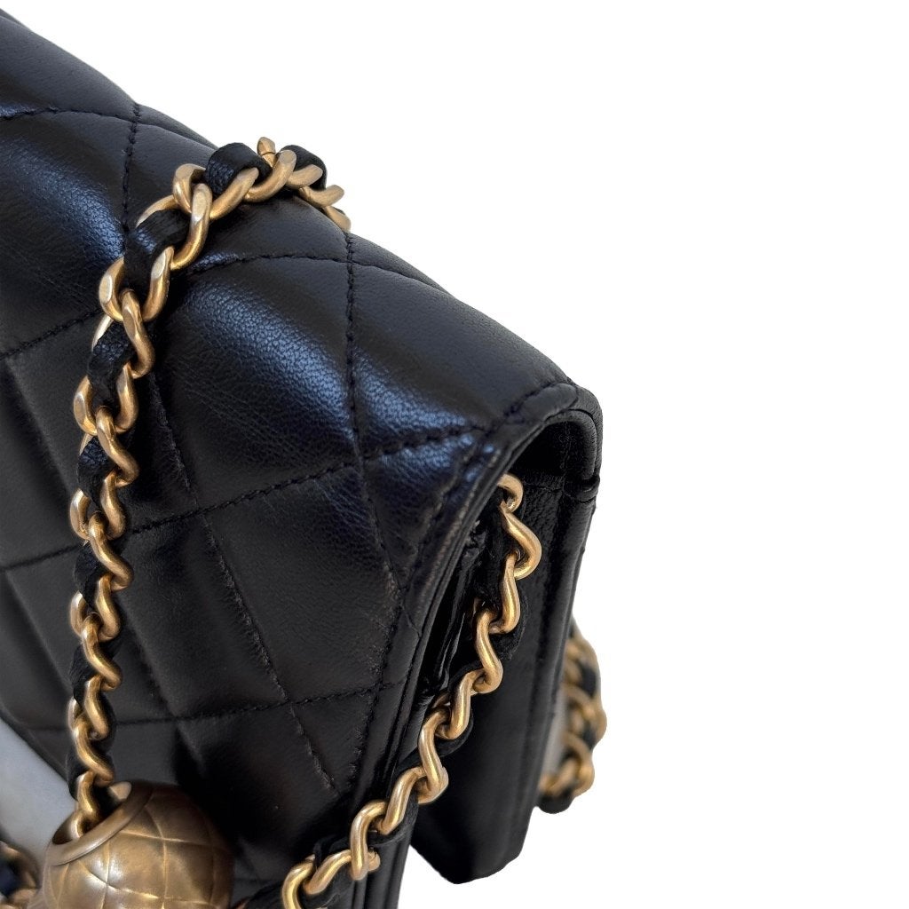 Chanel coco pearl crush woc wallet on chain lamsleer tas ghw image 9