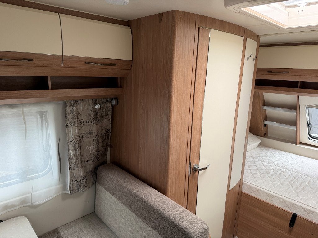 Foto 14 van HOBBY De Luxe 440 SF ’21 (Vastbed 210cm)