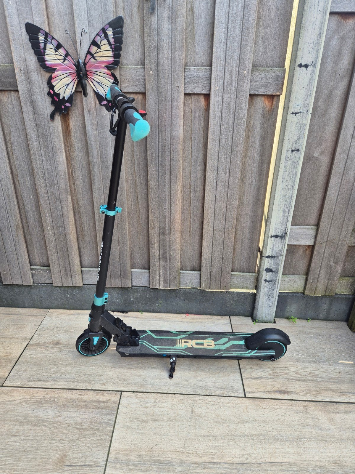 RCB R15 kinder electrische step,20 km/u,  opvouwbaar, Ophalen, Zo goed als nieuw, Elektrische step (E-scooter), RCB