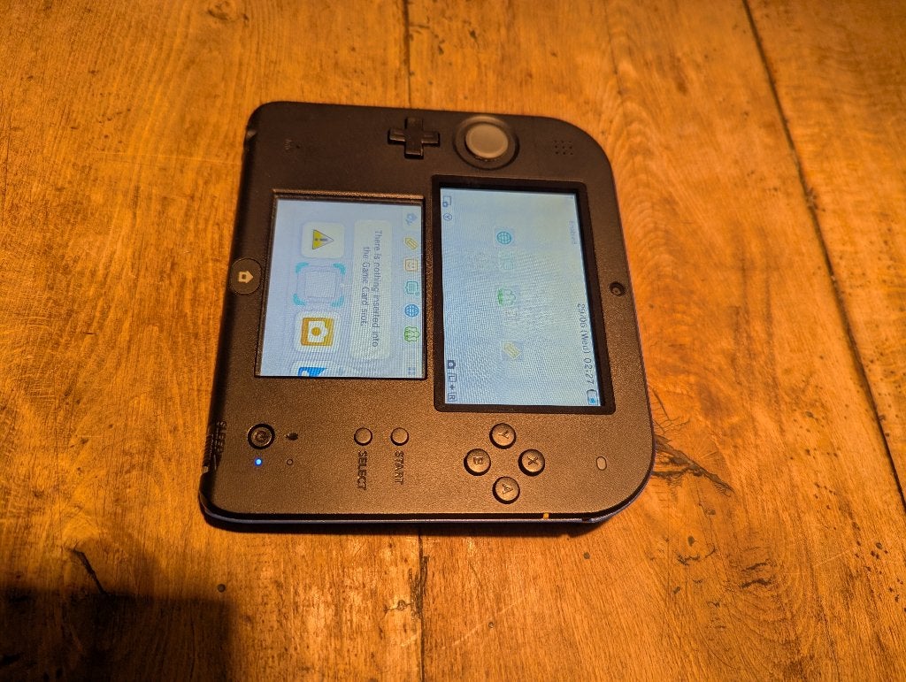 Nintendo 2DS + 3 Games, Ophalen of Verzenden, Zo goed als nieuw, Blauw, 2DS