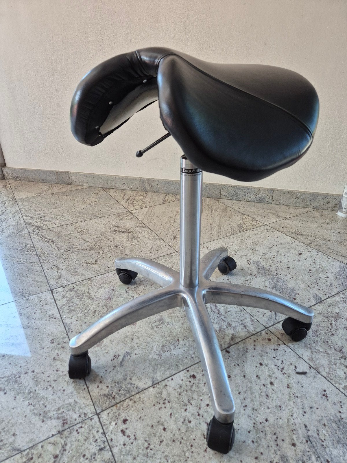 Ergonomische Zadelkruk - Zwart, Ophalen, Ergonomisch, Gebruikt, Zwart