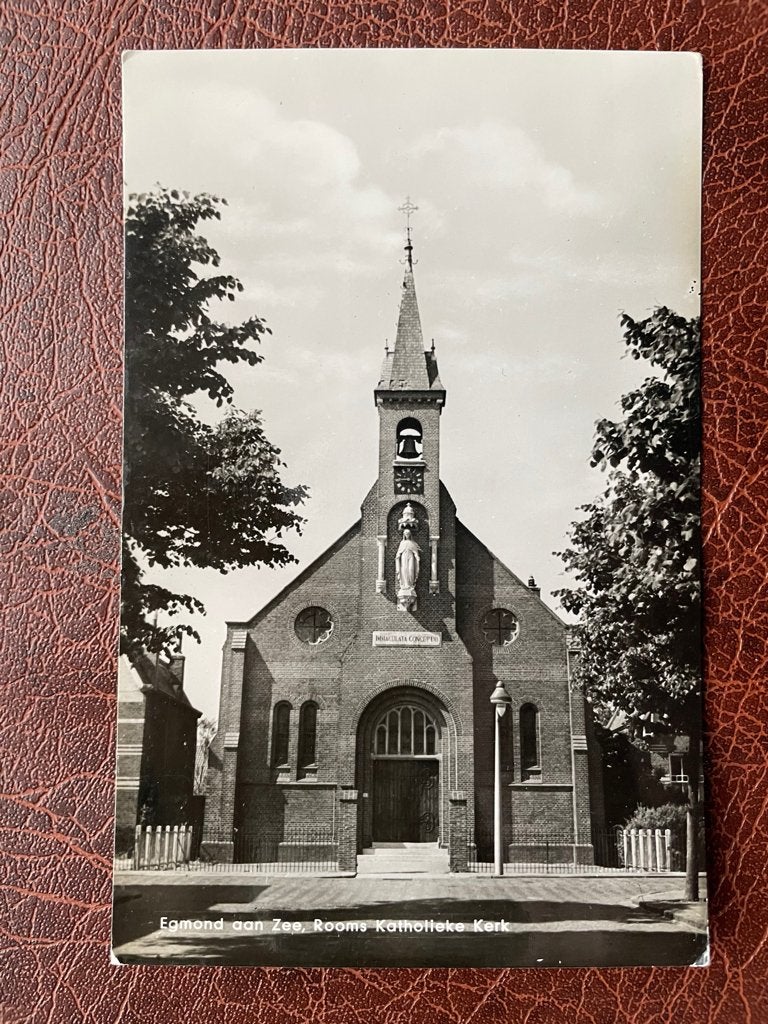 ansichtkaart van Egmond aan Zee, Rooms Katholieke Kerk., Verzenden, 1960 tot 1980, Noord-Holland