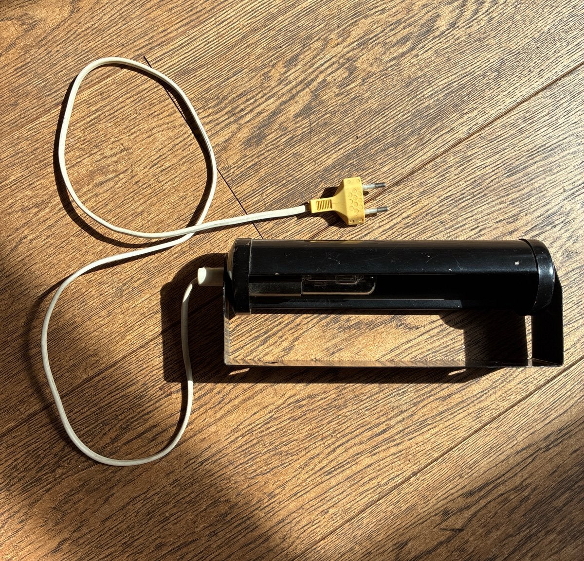 Retro bedlampje, werkend, lichte beschadiging, Huis en Inrichting, Lampen | Wandlampen, Ophalen of Verzenden