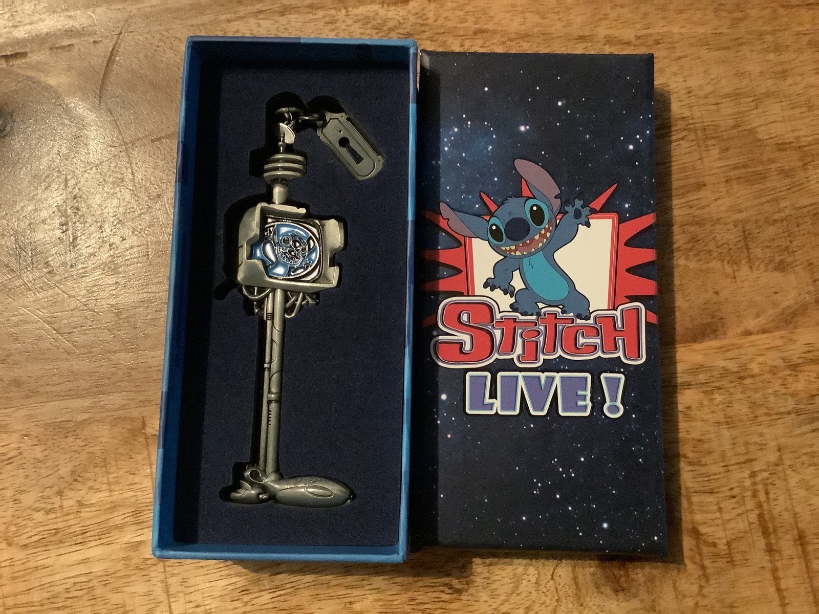 Disney Stitch Live! Sleutelhanger in doosje, Ophalen of Verzenden, Overige figuren, Nieuw, Overige typen