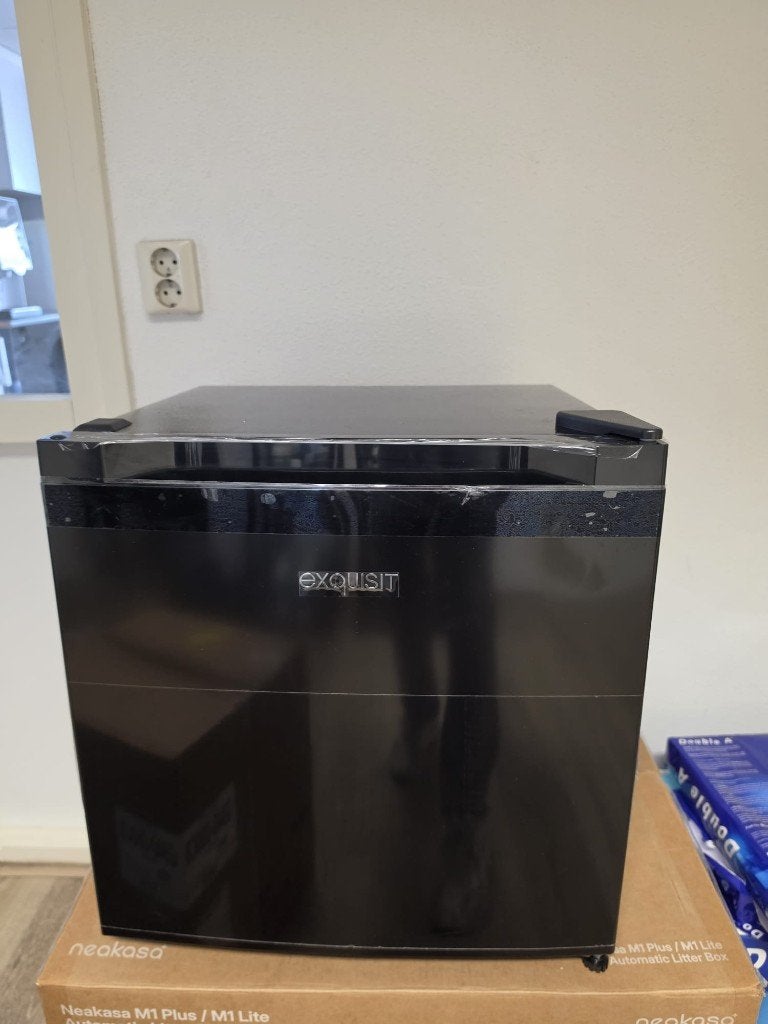 Nieuwe Exquisit GB40-050CB Mini Vriezer 31L Zwart – In doos, Minder dan 85 cm, Nieuw, Minder dan 60 cm, Vrijstaand