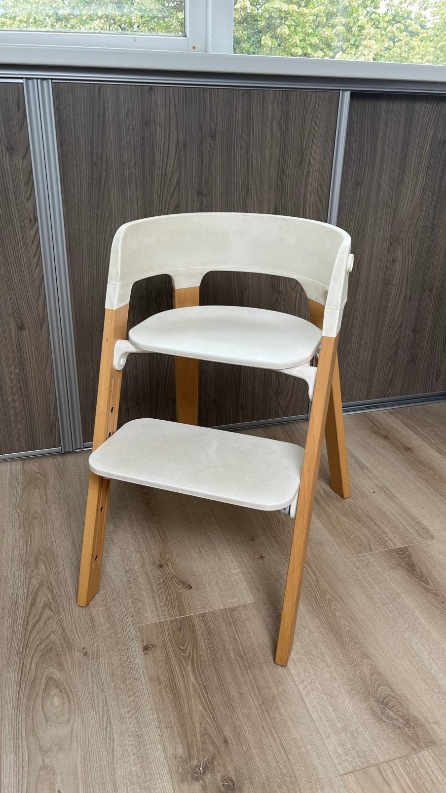 Stokke kinderstoel wit / hout, Ophalen, Gebruikt, Meegroeistoel