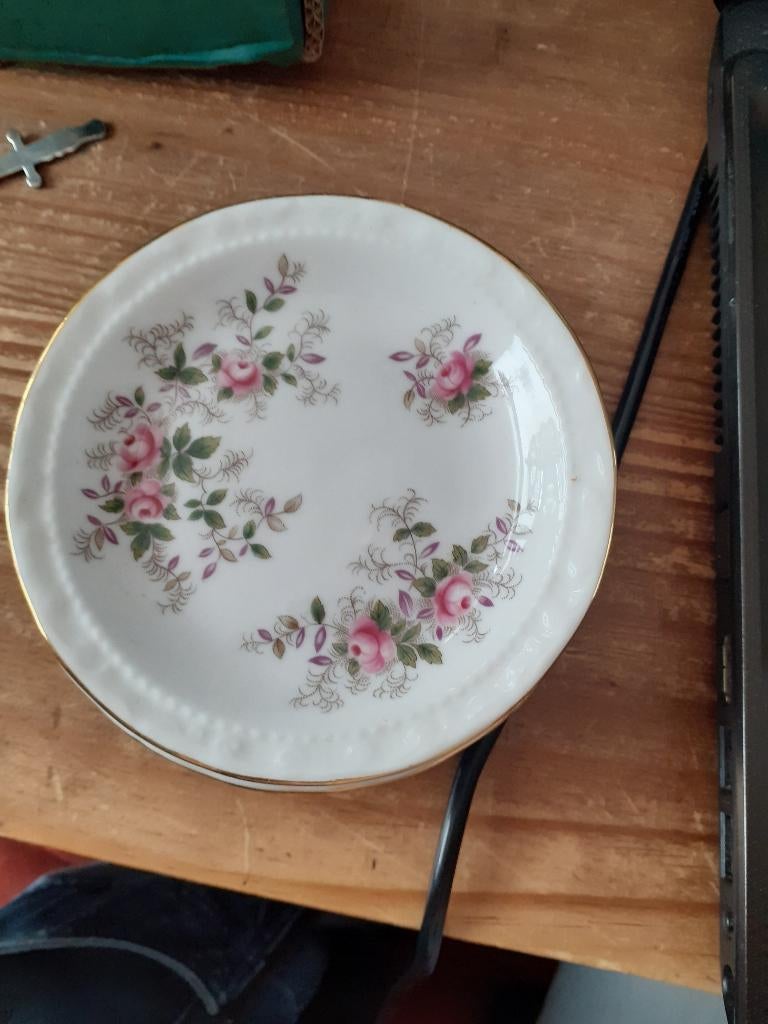 curiosa   royal aolbert, Antiek en Kunst, Curiosa en Brocante, Verzenden