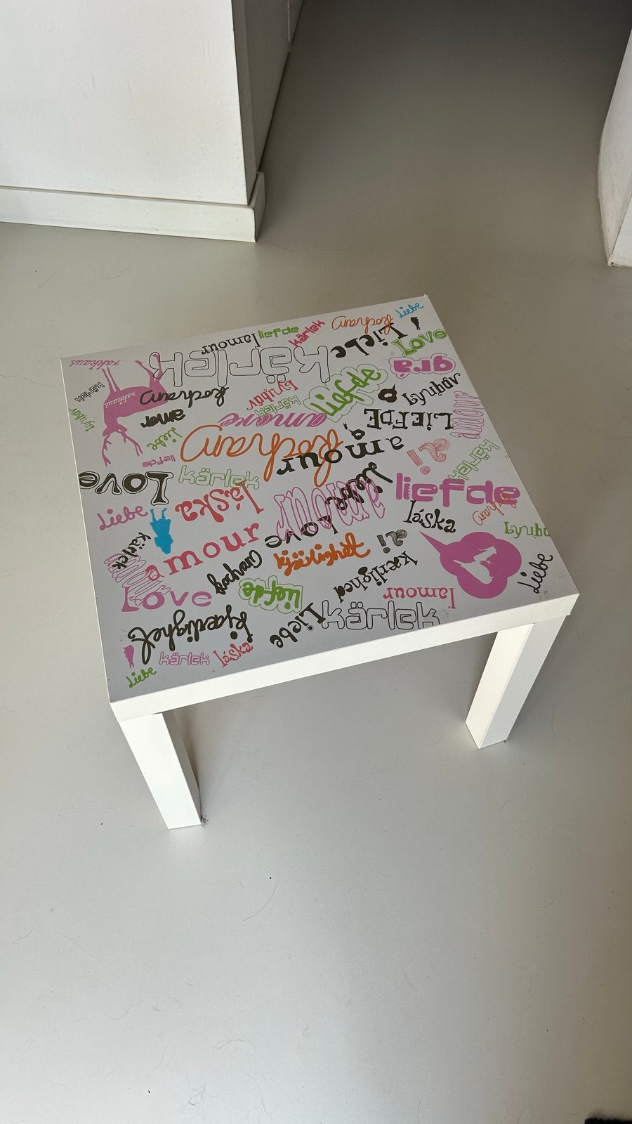 IKEA tafeltje kinderkamer, Ophalen, Tafel(s)