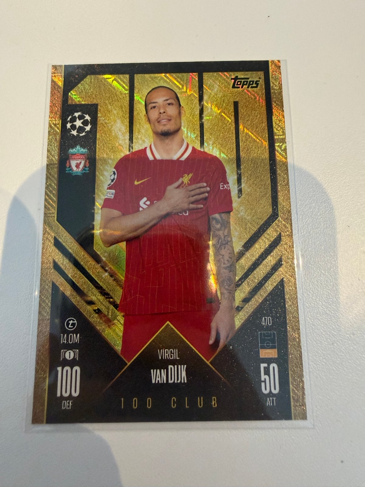 Match Attax Topps 100 Club Virgil van Dijk Liverpool, Ophalen of Verzenden, Nieuw, Buitenlandse clubs, Spelerskaart
