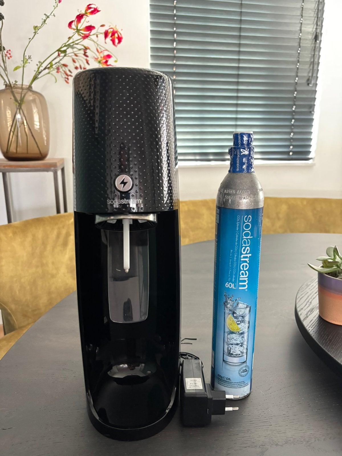 SodaStream Spirit One Touch – Incl. gesealde CO₂-cilinder, Ophalen of Verzenden, Zo goed als nieuw