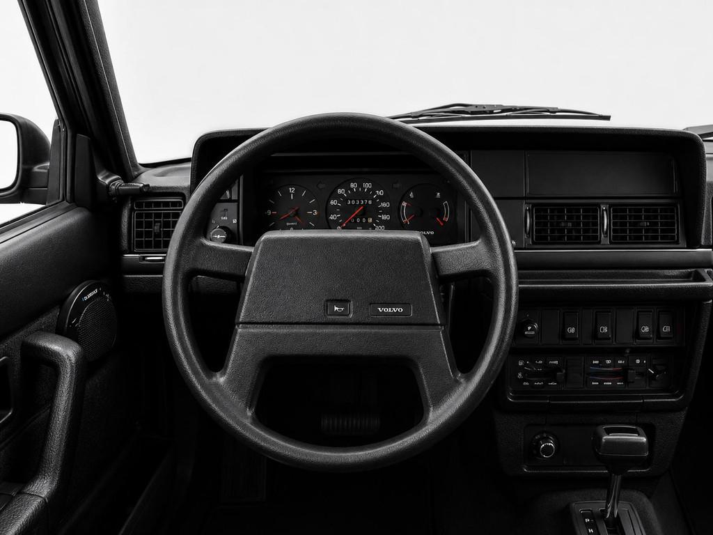 Volvo 240 2.3 GL, Automaat, Gebruikt, 4 cilinders, Met garantie (alle)
