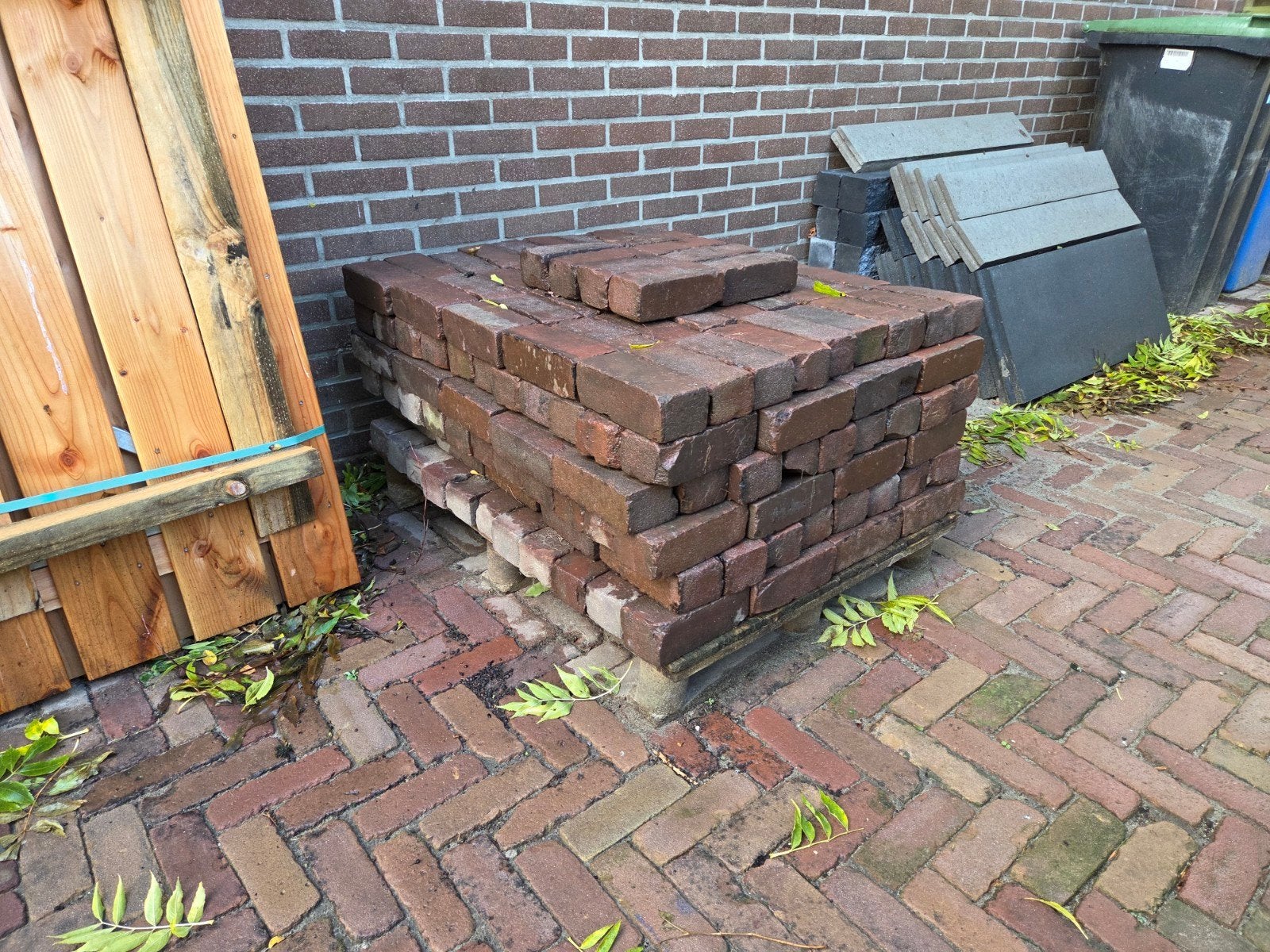 Dikformaat gebakken waaltjes +- 2,5m², Ophalen, Gebruikt, Minder dan 5 m², Overige typen