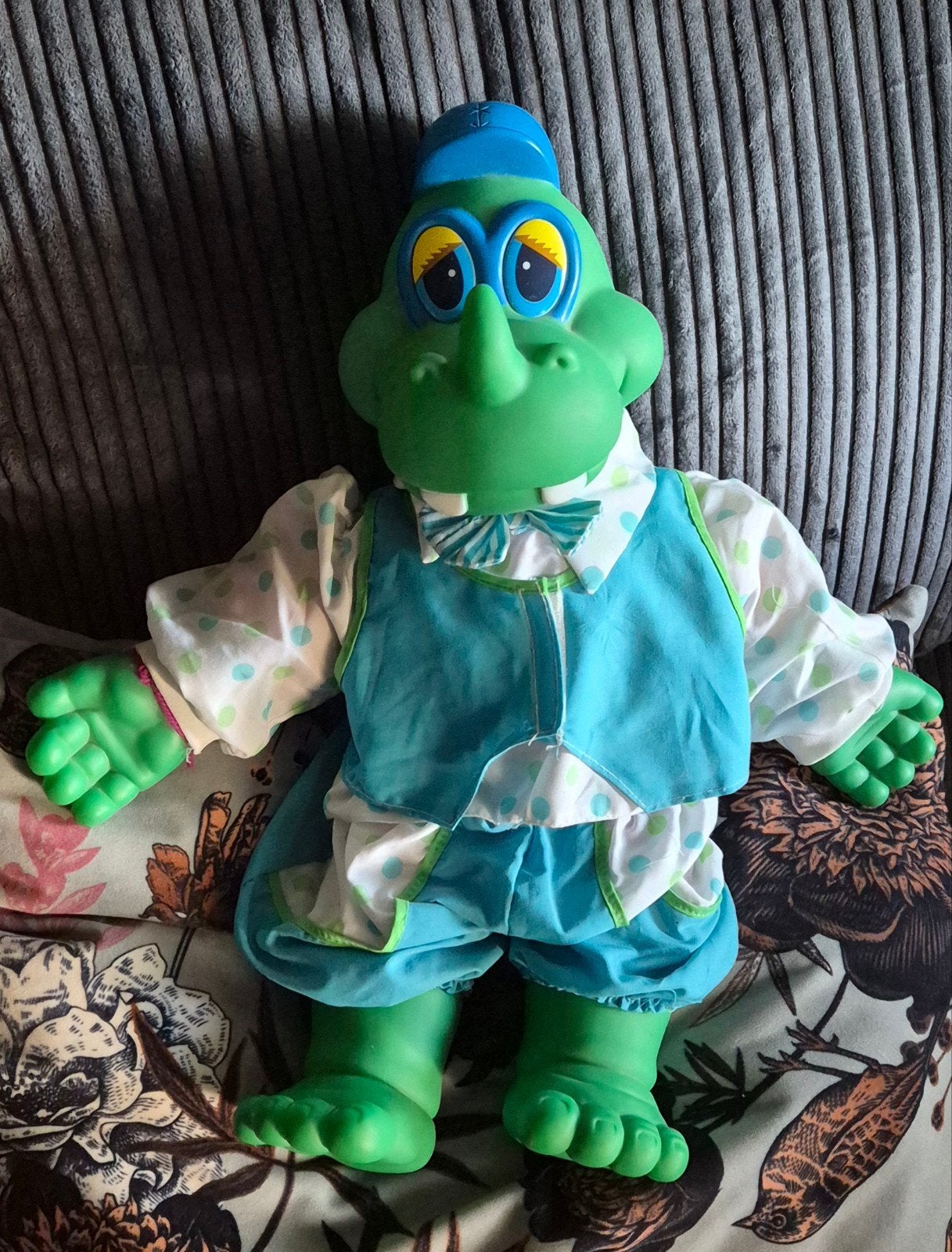 Vintage groene dinosaurus pop met kleding, Ophalen, Gebruikt, Overige typen