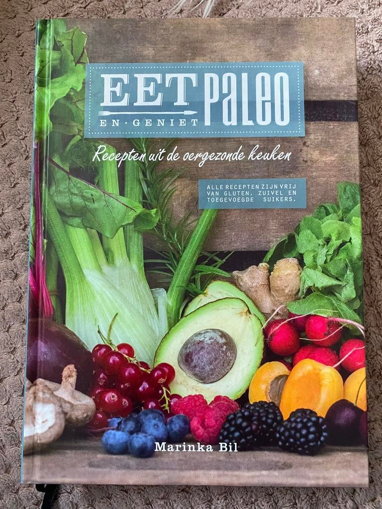 Eet Paleo van Marinka Bil, Boeken, Ophalen of Verzenden, Zo goed als nieuw, Dieet en Voeding