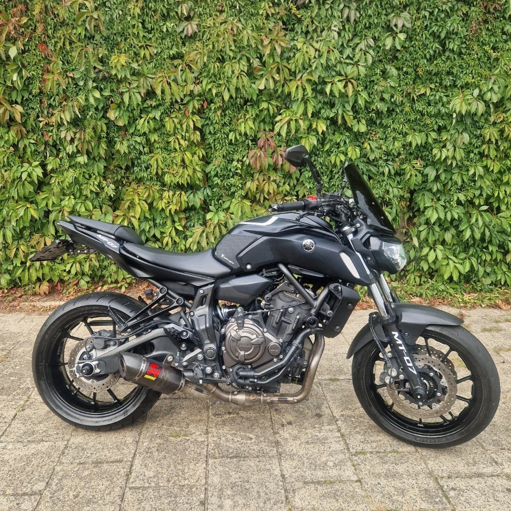 Yamaha MT-07 (35 kW / A2) BJ 2020 Volledig Akrapovic carbon, Motoren, Ophalen of Verzenden, Zo goed als nieuw
