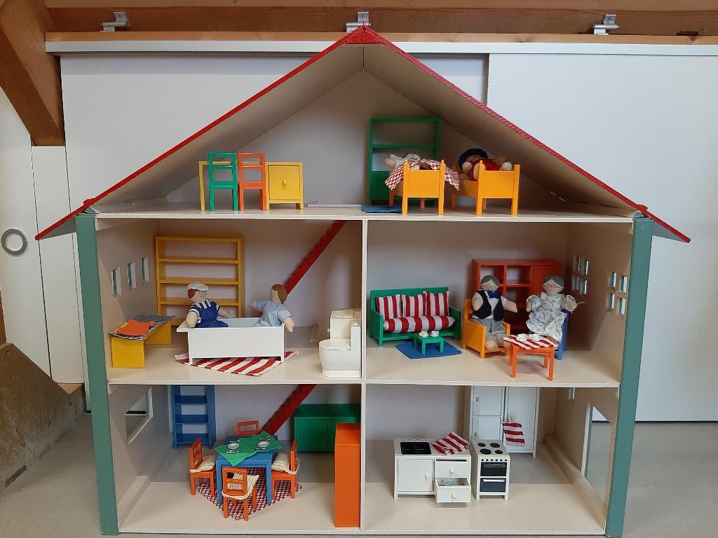 Poppenhuis, Verzamelen, Poppenhuizen en Toebehoren, Ophalen, Zo goed als nieuw, Poppenhuis