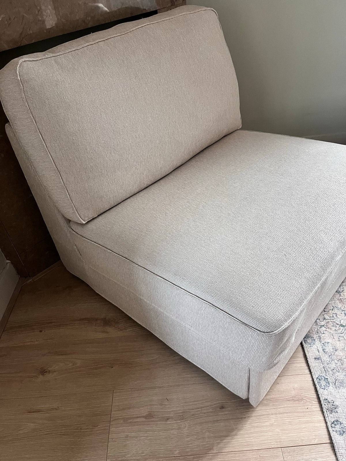 Kivik - Comfortabele slaapfauteuil - Zo goed als nieuw, Huis en Inrichting, Slaapkamer | Slaapbanken, Ophalen of Verzenden, Zo goed als nieuw