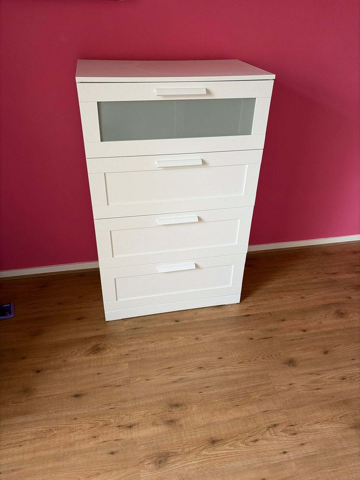 Ikea Brimnes witte ladekast met 4 laden, waarvan 1 met glas, Ophalen, Gebruikt, 100 tot 150 cm, 50 tot 100 cm