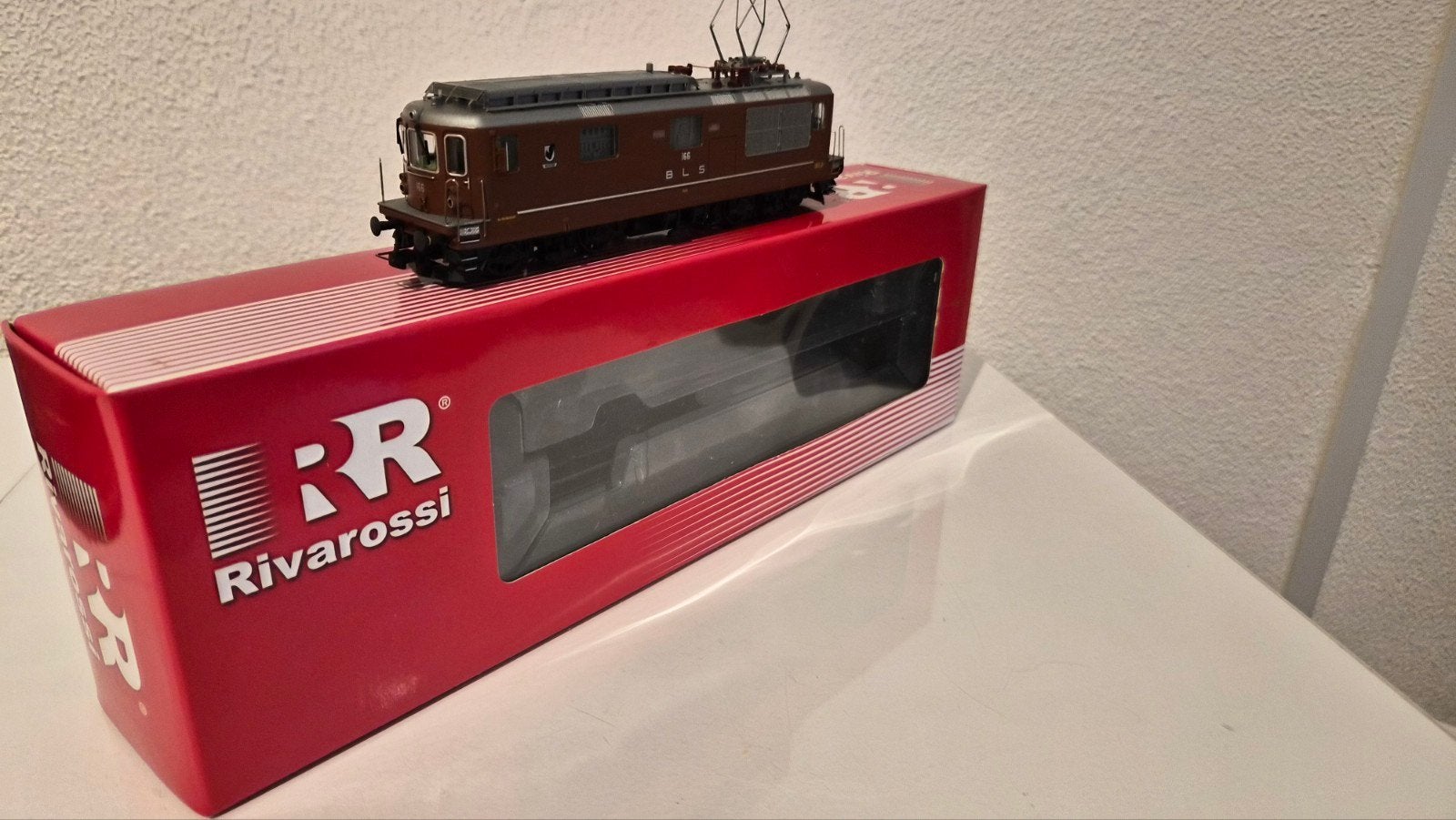 RIVAROSSI HR2735ACS Reihe Re 4/4, Overige merken, Wisselstroom, Locomotief, Verzenden