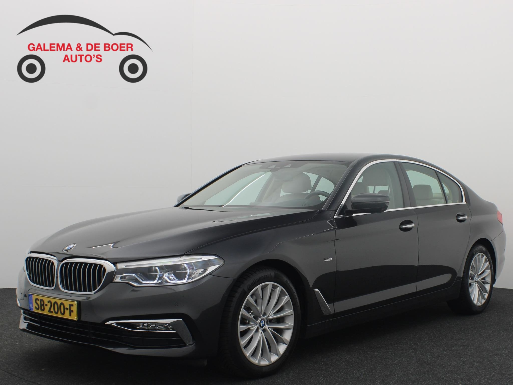 BMW 5-serie 520i High Executive ZEER MOOI! / FULL LED / 360G, Auto's, Automaat, 1998 cc, Achterwielaandrijving, Gebruikt