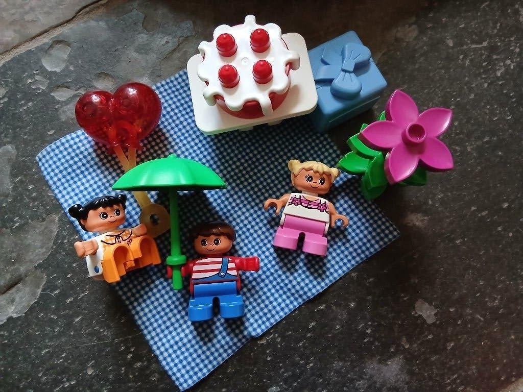Duplo picknick/feestje, Overige thema's, Overige typen, Ophalen of Verzenden, Zo goed als nieuw