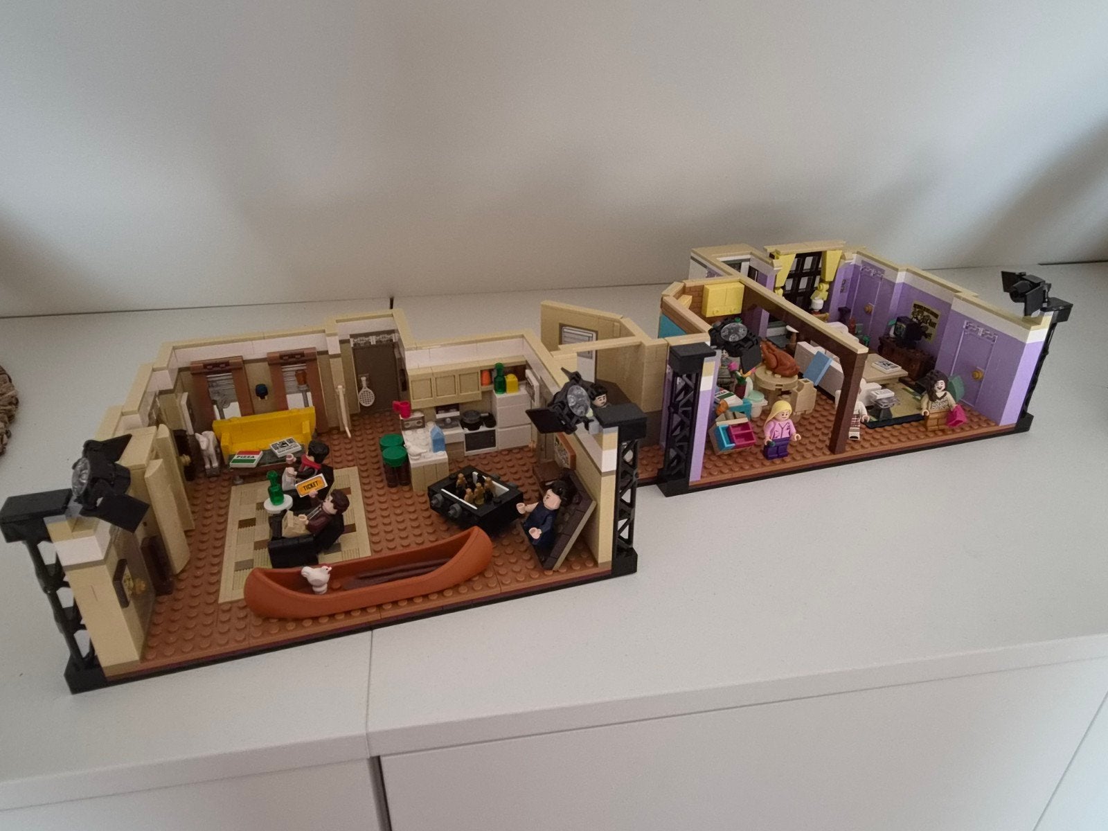 Lego creator expert 10292 Friends the Apartments, Lego, Compleet, Ophalen of Verzenden, Zo goed als nieuw