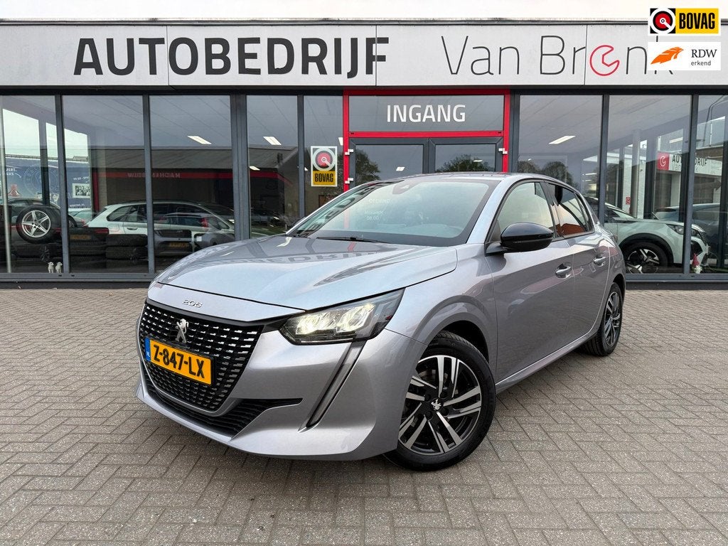 Peugeot 208 1.2 PureTech 100PK Allure Pack | Camera | Trekha, Voorwielaandrijving, 101 pk, Gebruikt, Euro 6