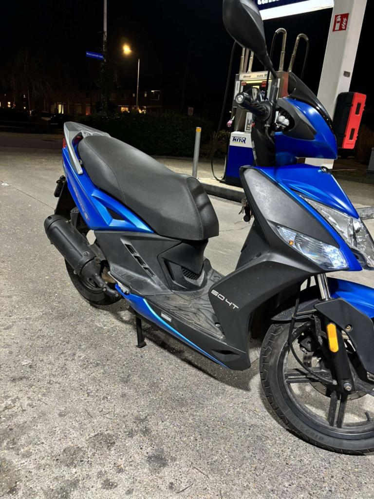 Kymco Agility 16+  (geel kenteken)- Goed onderhouden scooter, Fietsen en Brommers, Scooters | Kymco, Ophalen, Gebruikt, Maximaal 45 km/u