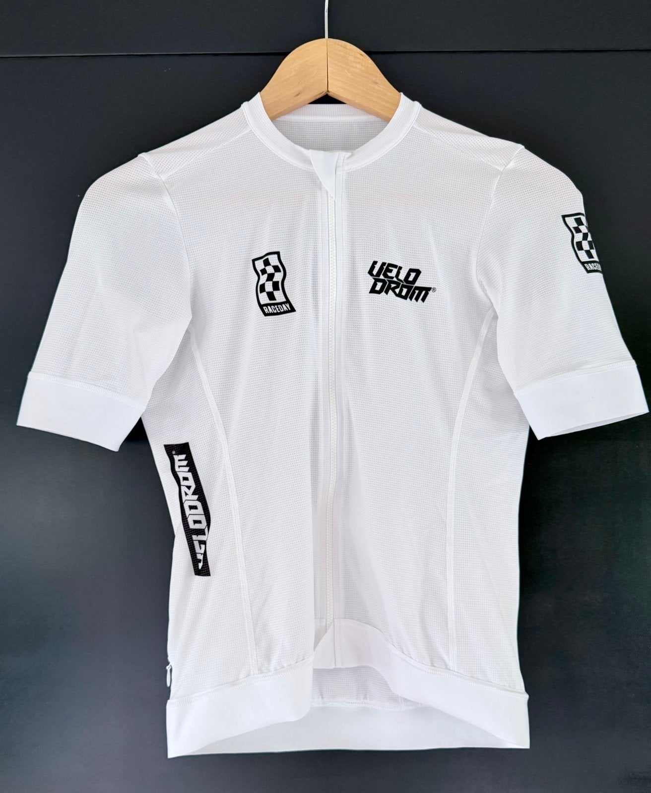 VELODROM Raceday 3.0 jersey, maat M, nieuw, Fietsen en Brommers, Fietsaccessoires | Fietskleding, Ophalen of Verzenden, Nieuw