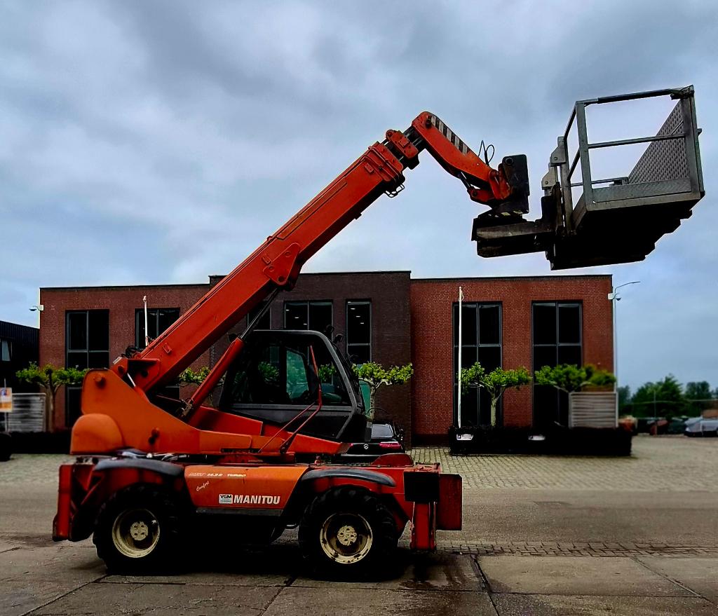 Verreiker Manitou MRT 1432, Ophalen, Verreiker
