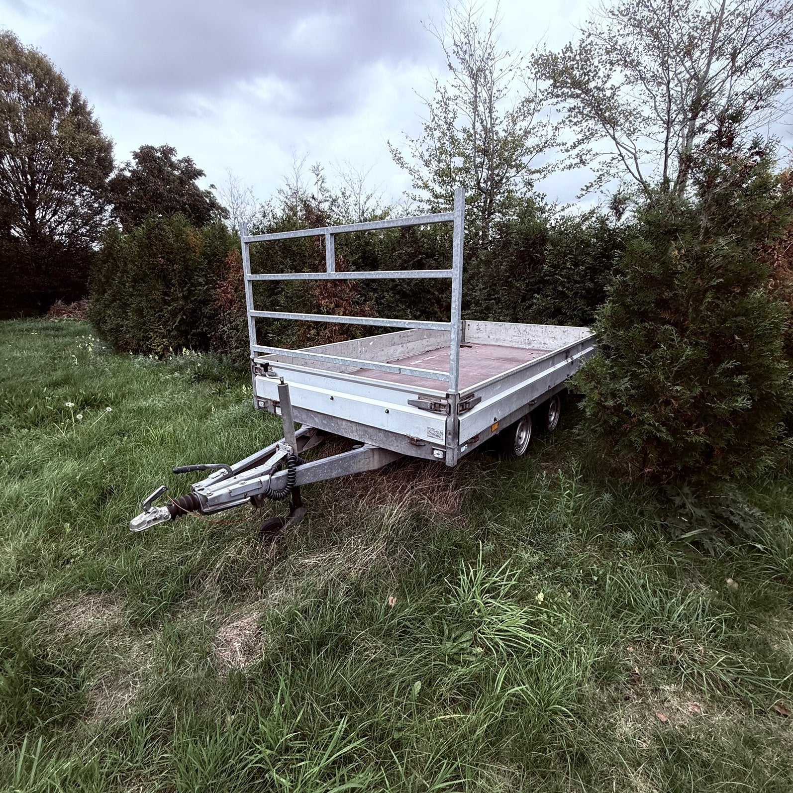 Dubbelasser aanhanger – geremd – ruime laadbak, Ophalen of Verzenden, Gebruikt