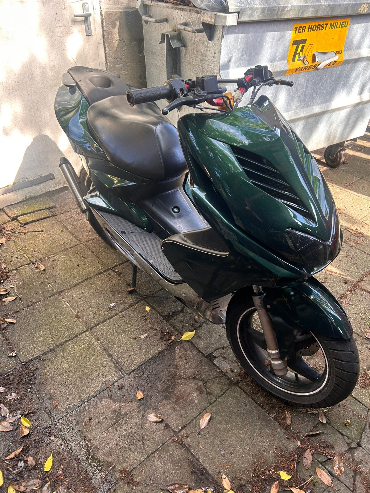 Yamaha Aerox 2015 50cc, Fietsen en Brommers, Scooters | Yamaha, Ophalen, Tweetakt, Aerox, Maximaal 45 km/u