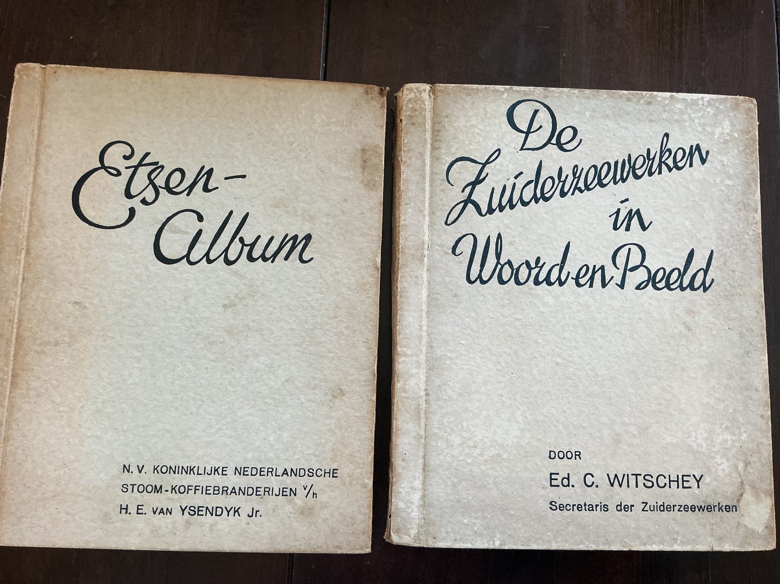 Plaatjesalbums Zuiderzeewerken en Etsen album, Ophalen of Verzenden, Gelezen