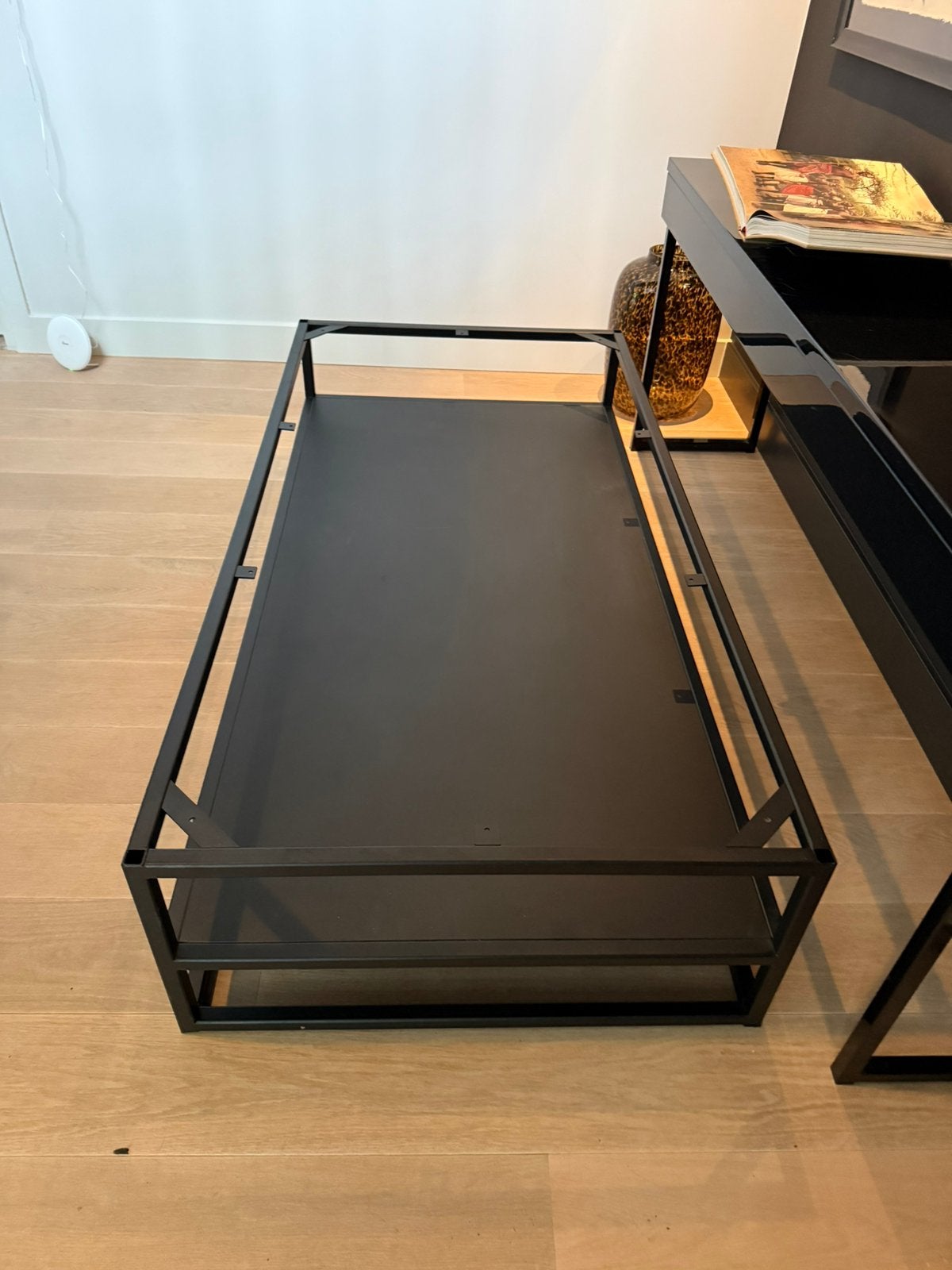 Stalen onderstel salontafel, Huis en Inrichting, Ophalen, 50 tot 100 cm, Zo goed als nieuw, Rechthoekig