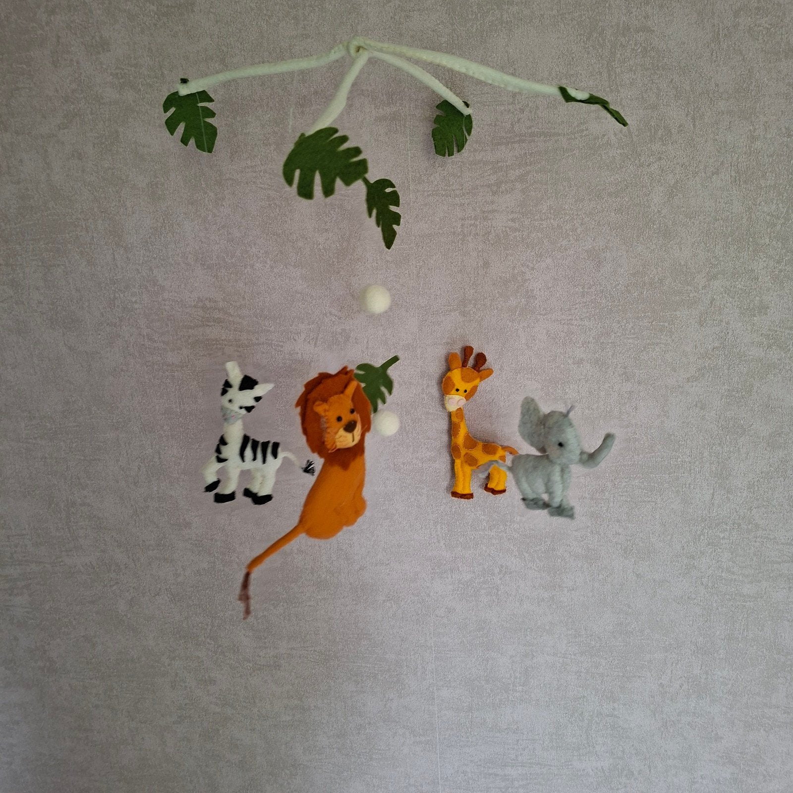 Handgemaakte Safari Dieren Mobiel voor Babykamer, Verzenden, Zo goed als nieuw, Mobiel