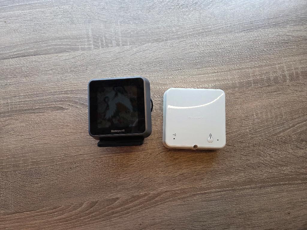 Honeywell Lyric T6R Wifi Thermostaat, Ophalen of Verzenden, Slimme thermostaat, Gebruikt