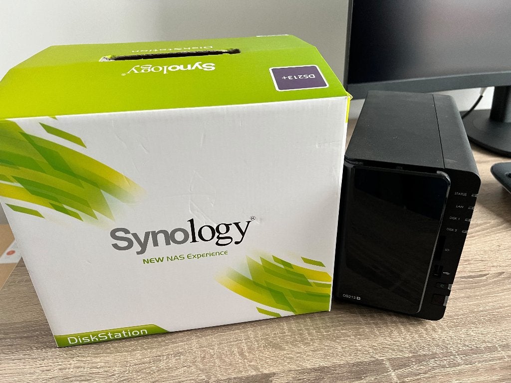 Synology DS213+ NAS - Compleet met doos en oplader, Ophalen, Gebruikt