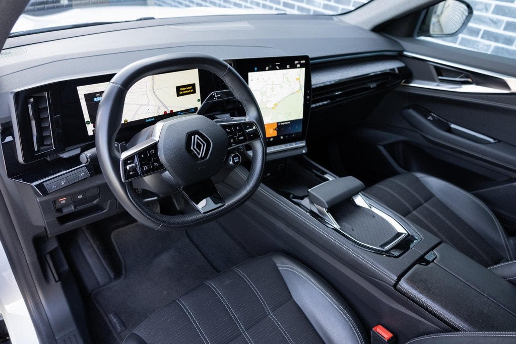Renault Austral 1.2 E-Tech full hybrid 200 Techno | Stoelver, Gebruikt, Leder en Stof, Wit, Bedrijf