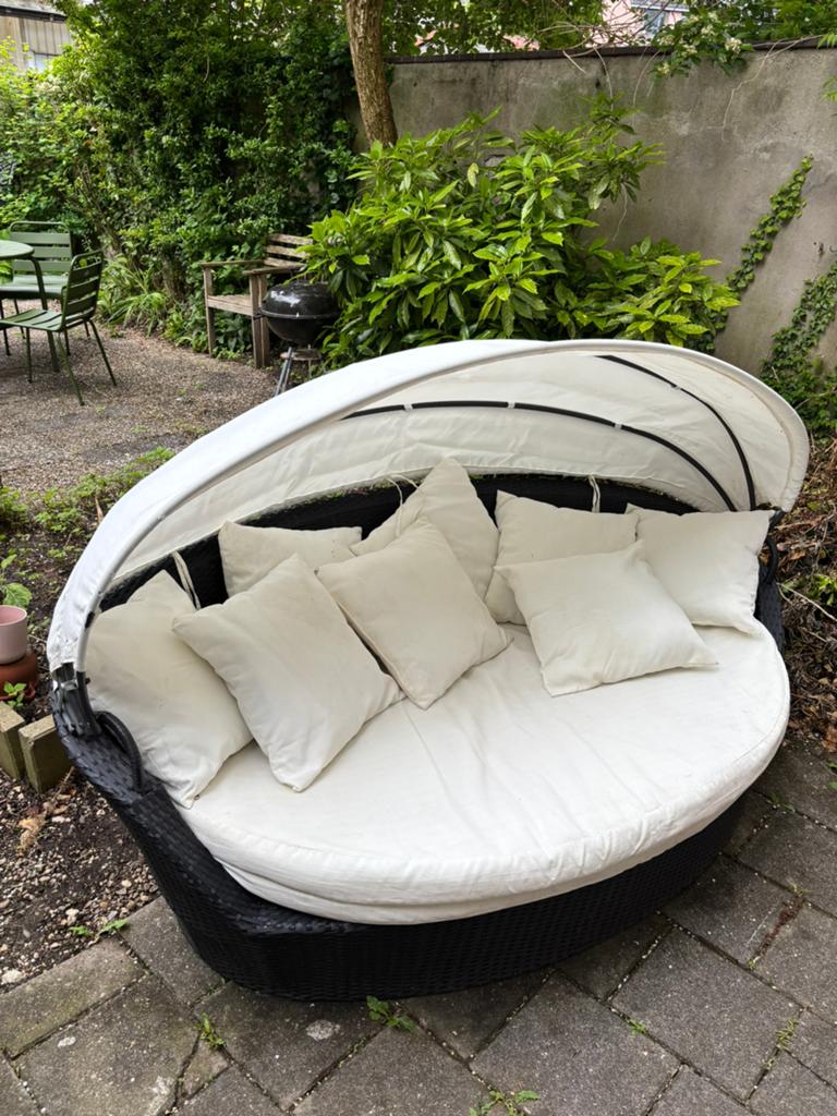 Luxe Wicker Loungebank met Zonnedak/luifel, Tuin en Terras, Ophalen, Gebruikt, Wicker