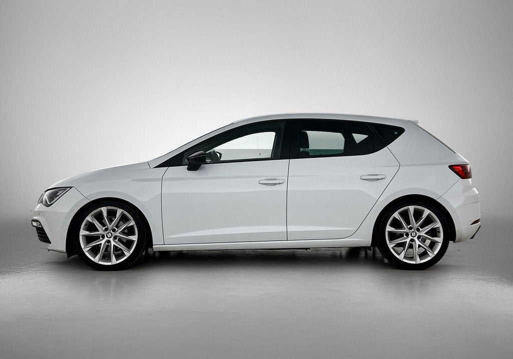 SEAT Leon ST 1.5 TSI FR Business Intense | ACHTERUITRIJCAMER, Auto's, Voorwielaandrijving, 12 maanden, Stof, Euro 6
