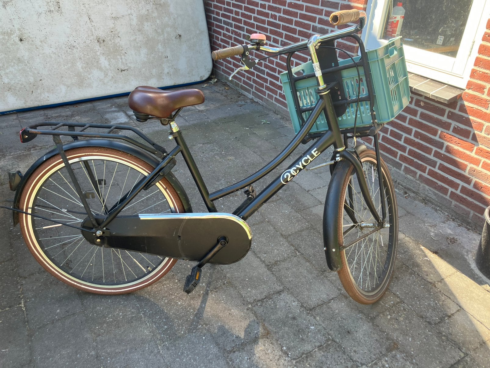 26 inch fiets met krat, Fietsen en Brommers, Minder dan 47 cm, Ophalen, Zo goed als nieuw
