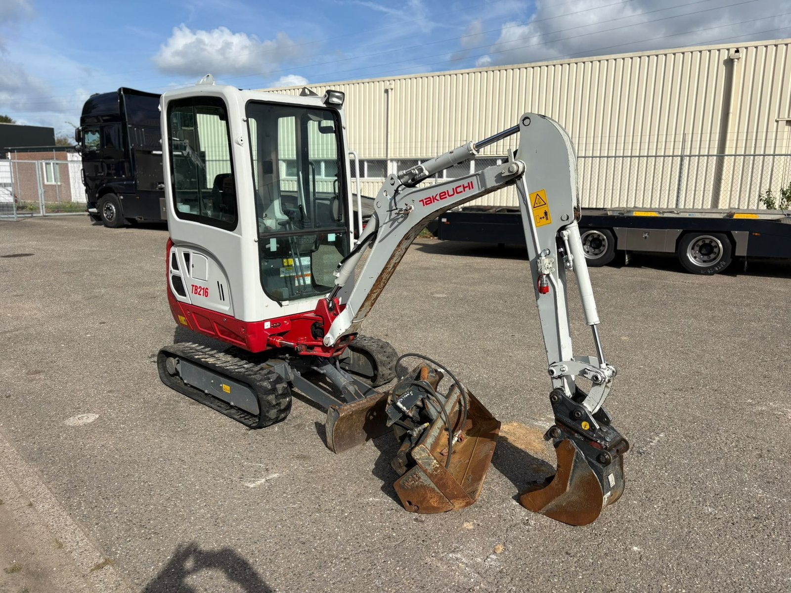 Takeuchi TB216 Minigraver TOP MACHINE!!!, Ophalen, Graafmachine