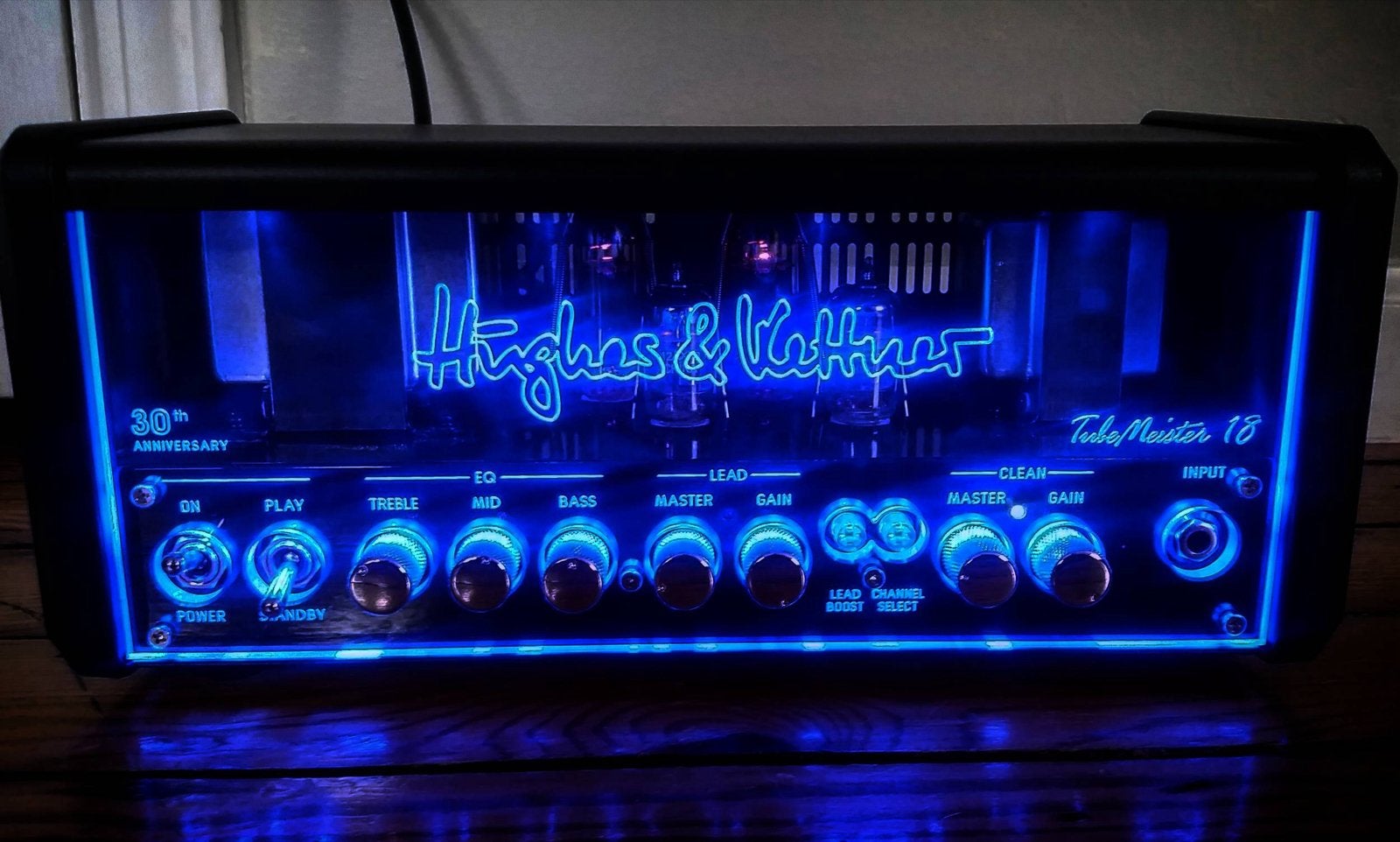 Hughes & Kettner Tubemeister 18 30th Anniversary buizenverst, Ophalen, Zo goed als nieuw, Gitaar, Minder dan 50 watt