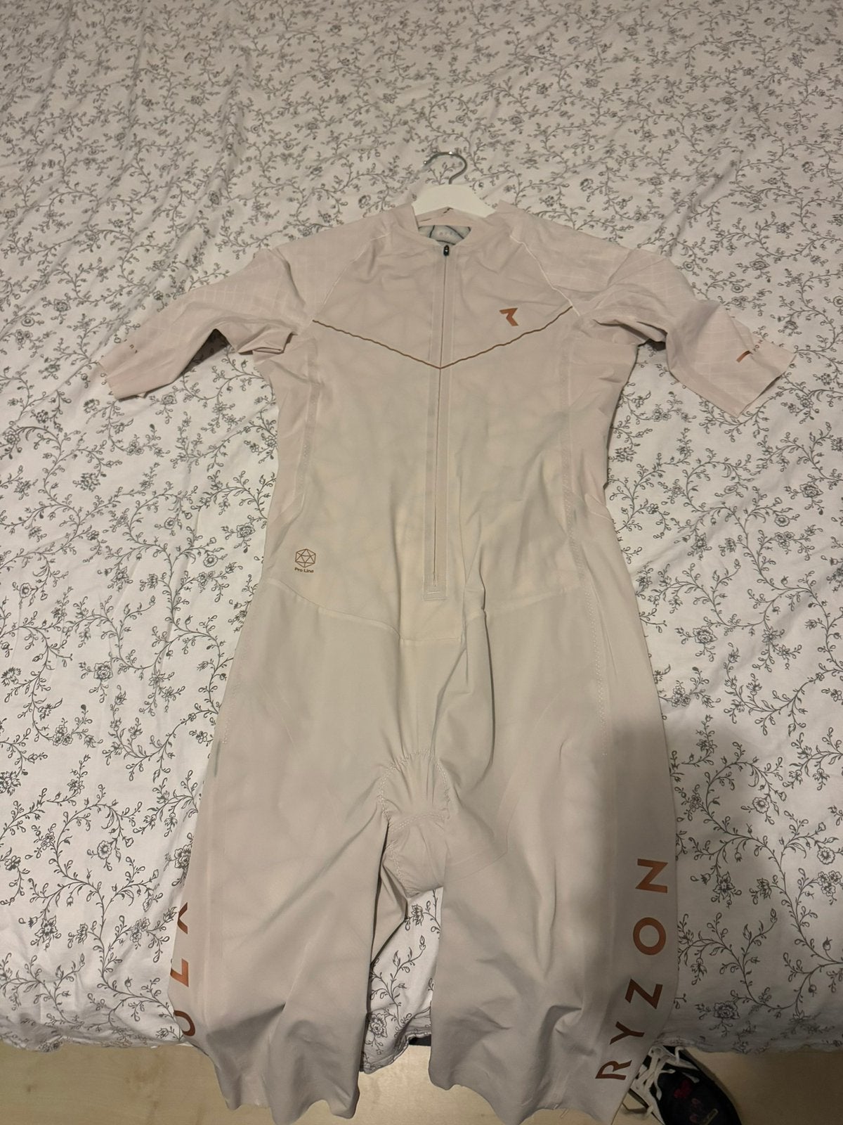 Ryzon trisuit maat L, Maat 52/54 (L), Wit, Overige typen, Ophalen of Verzenden