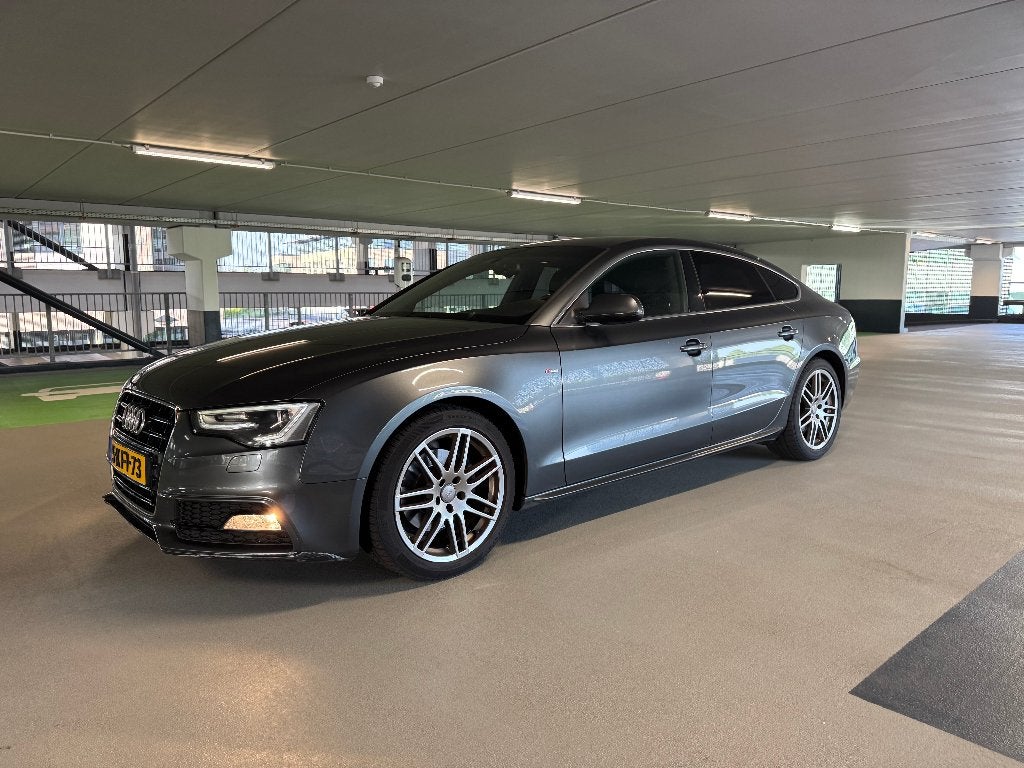 Audi A5 1.8 Tfsi Sportback multitronic met nieuwe koppeling, Auto's, Audi, Euro 5, Zwart, 4 cilinders, Elektronische parkeerrem