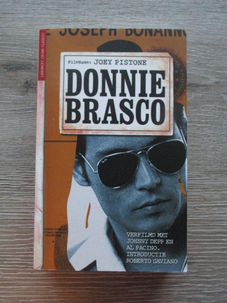 Donnie Brasco - Joey Pistone, Ophalen of Verzenden, Gelezen, Nederland