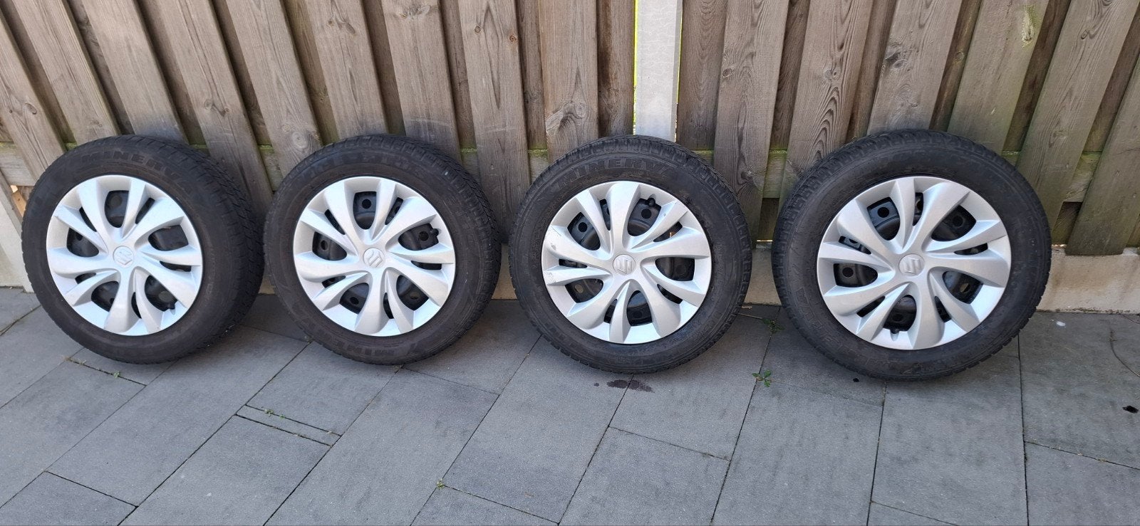 Minerva Ice-Plus S210 Winterbanden met Velgen 175/65R15, Gebruikt, 15 inch, 175 mm, Banden en Velgen
